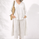 Adriena | Conjunto Elegante de Dos Piezas con Escote en V