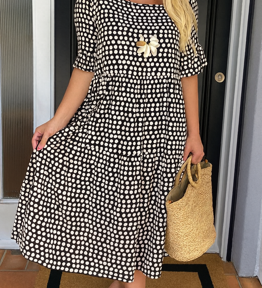 Emiria | Vestido Midi de Manga Corta