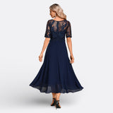 Cristela | Vestido Azul Marino con Encaje y Manga Corta
