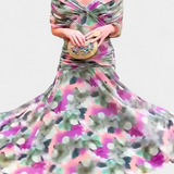 Magda | Vestido largo floral con escote en v
