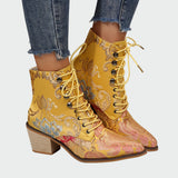 Amaris | Botines de cuero con flores