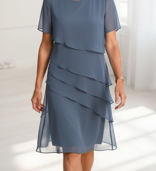 Deirdre | Vestido elegante y fluido con volantes
