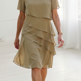 Deirdre | Vestido elegante y fluido con volantes
