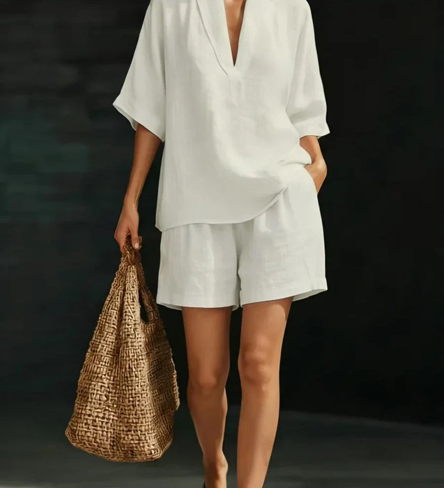 Clotilda | Conjunto de Top de Casual con Escote en V y Pantalones Cortos