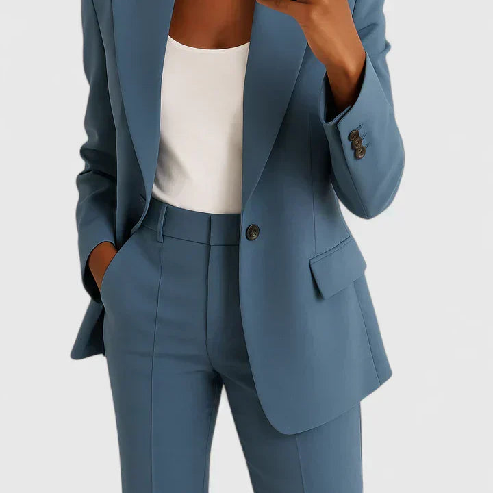 Encarnación | Conjunto de Traje Elegante de Dos Piezas