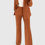 Encarnación | Conjunto de Traje Elegante de Dos Piezas