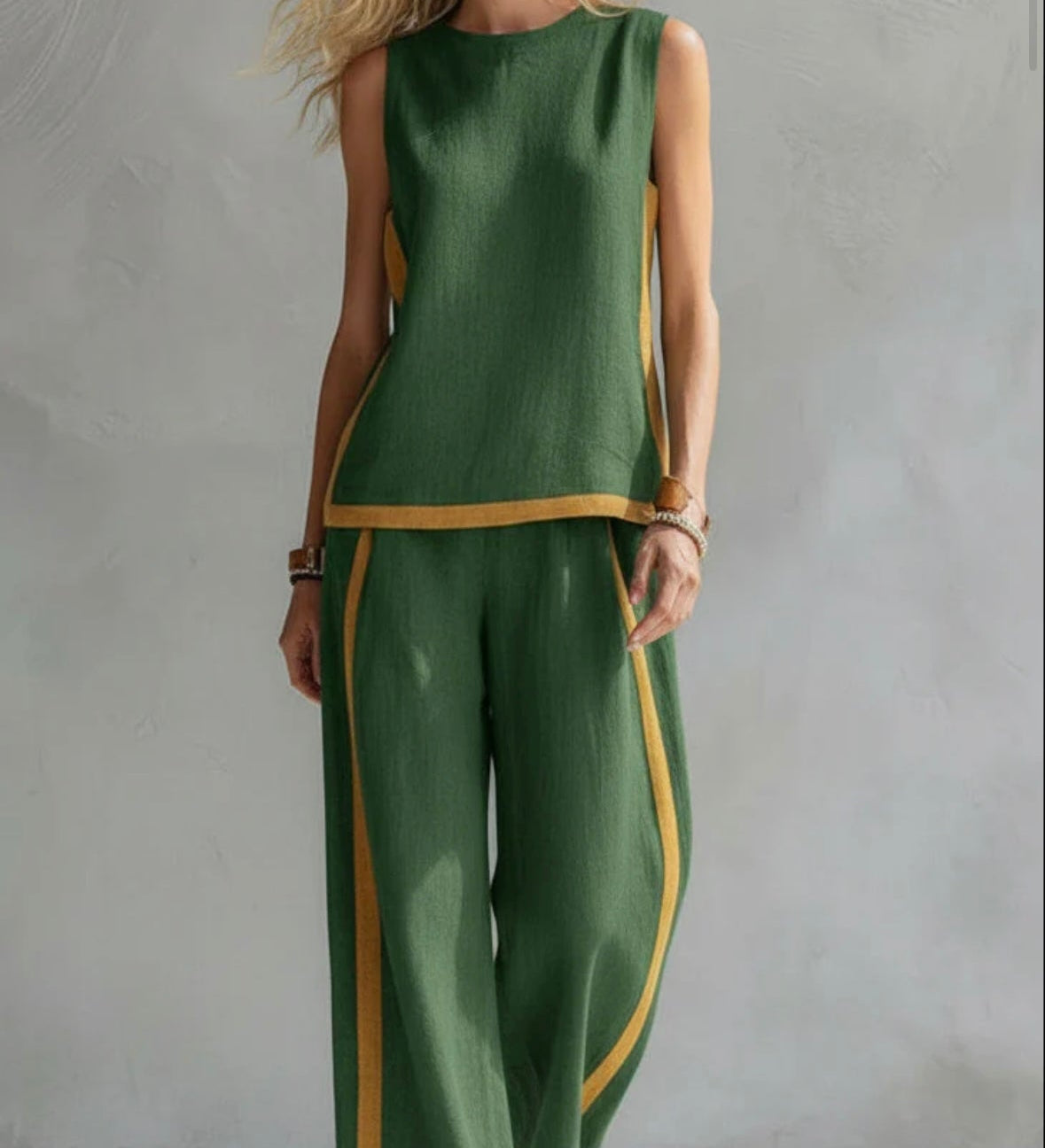Leila - Conjunto elegante y casual de chaleco y pantalones de algodón y lino gris con bordes en dos tonalidades.