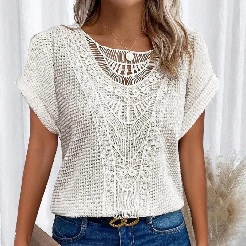 Fatou | Top elegante con detalles de encaje