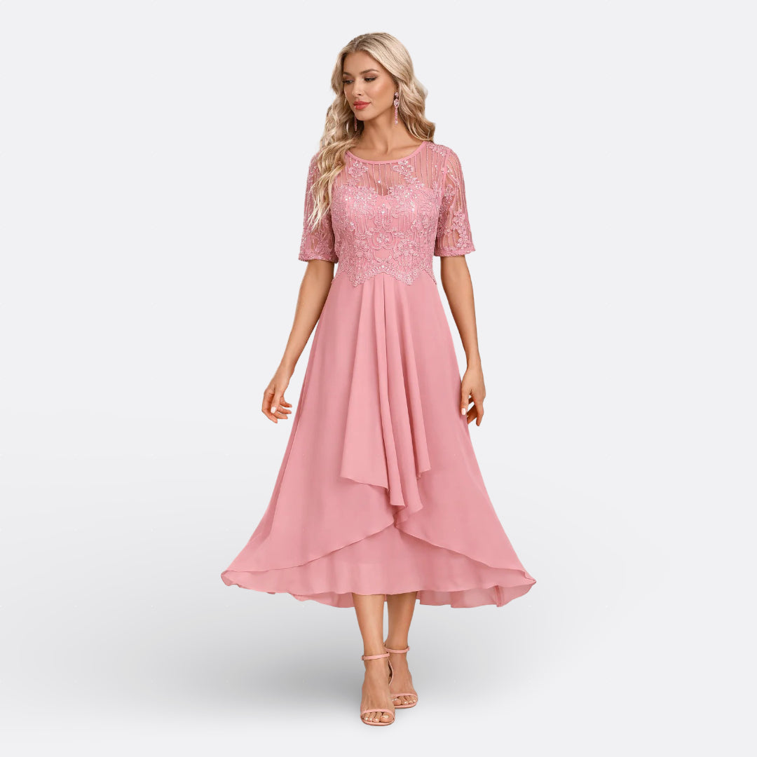 Cristela | Vestido Azul Marino con Encaje y Manga Corta