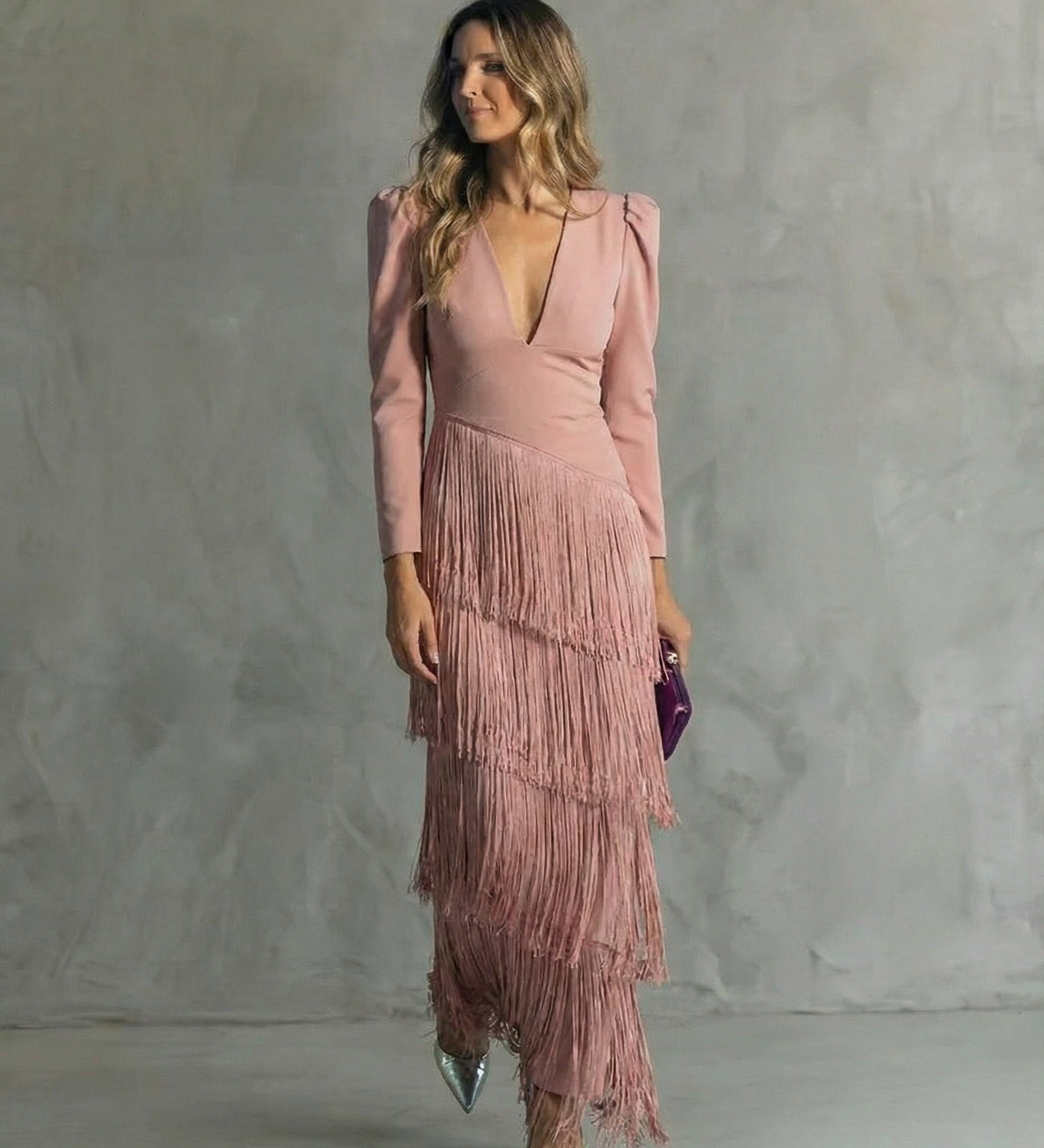 Clara™ | Elegante vestido midi con mangas con flecos